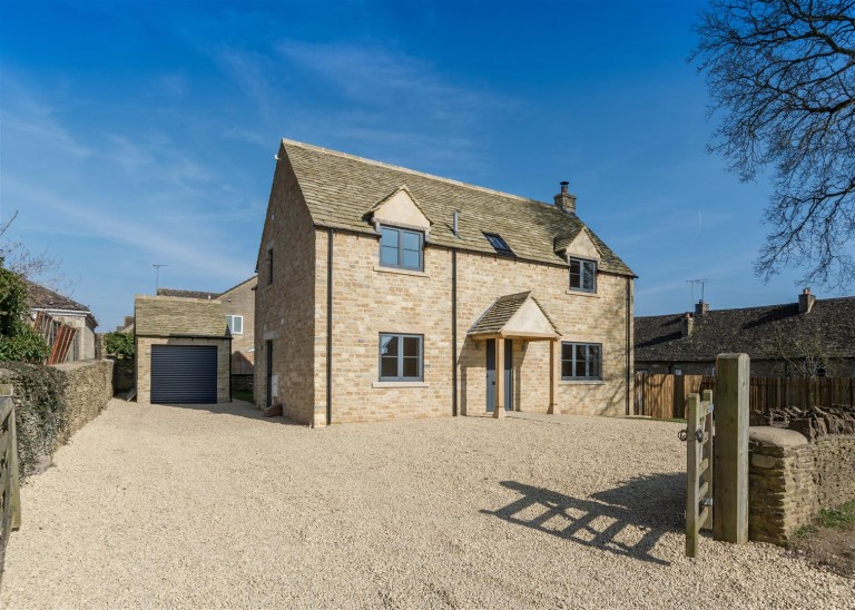 Courthouse Road, Tetbury