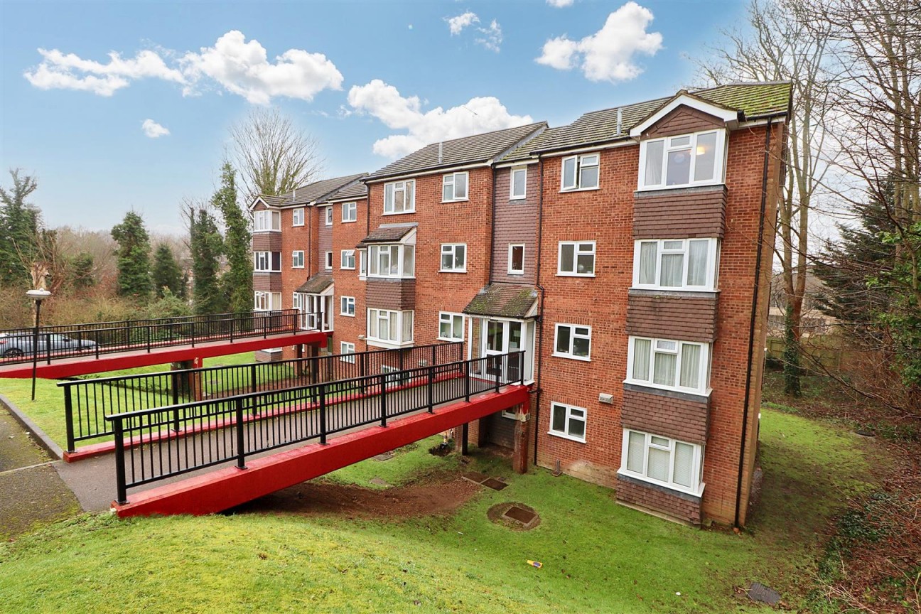 Bridge Court, Craigmount, Radlett