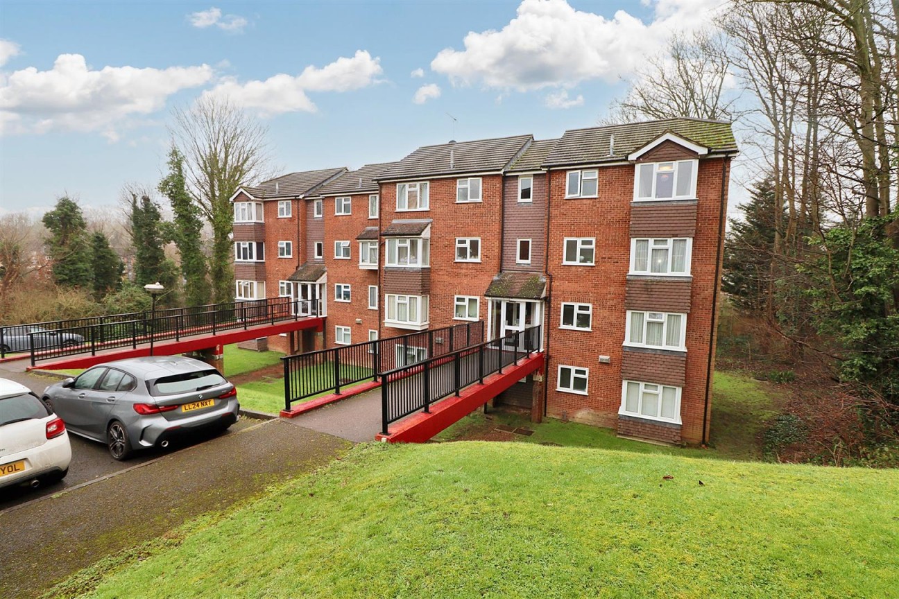 Bridge Court, Craigmount, Radlett