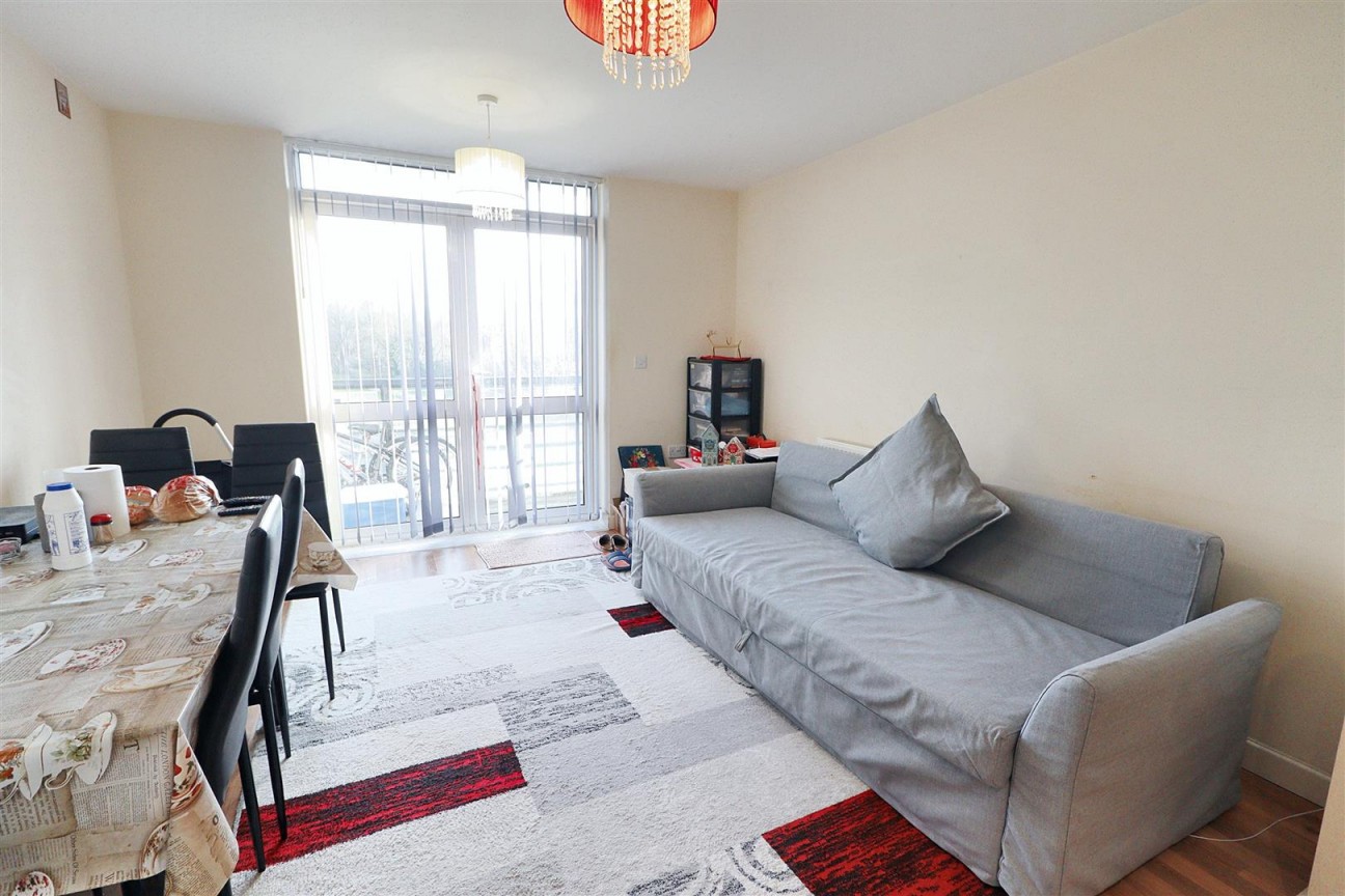 Maxwell Road, Borehamwood