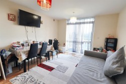 Maxwell Road, Borehamwood