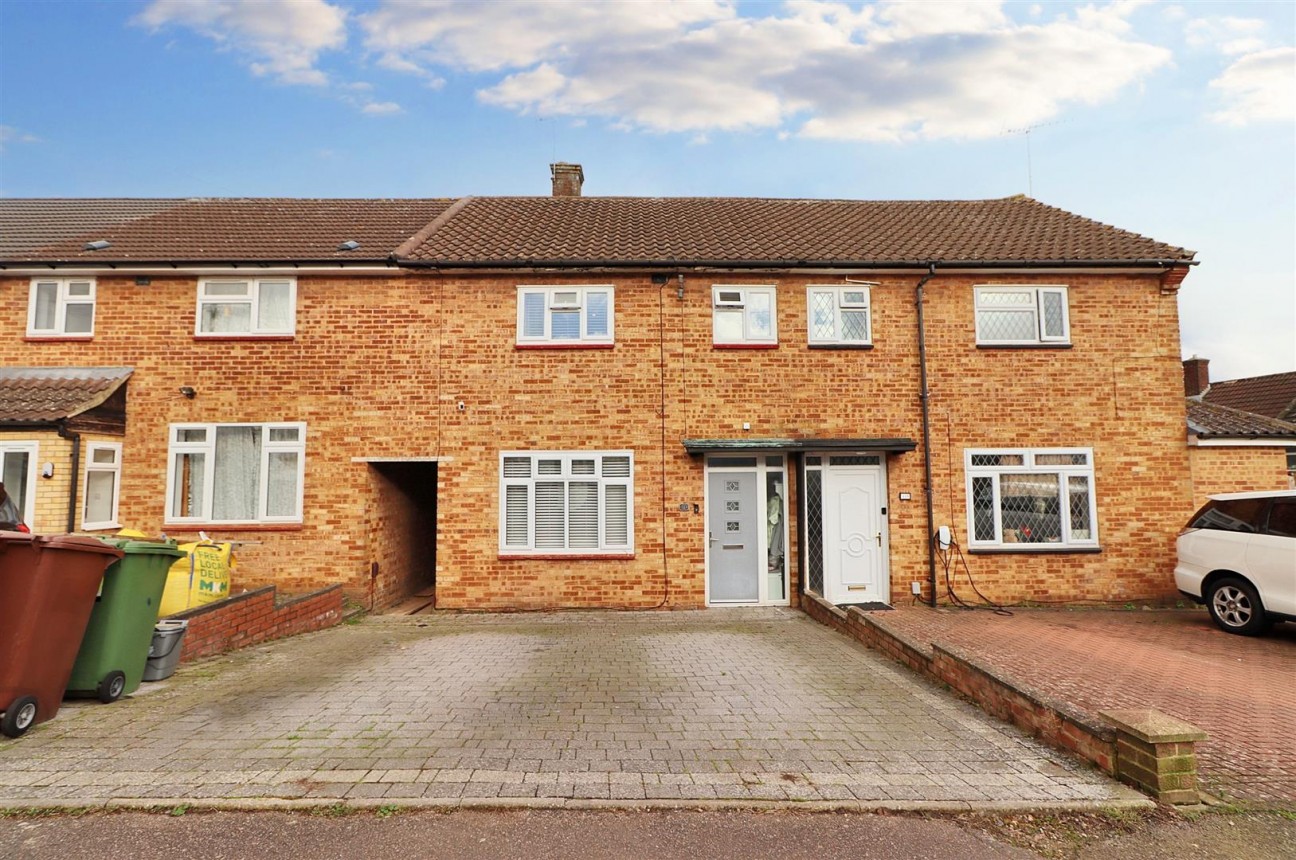 Grantham Green, Borehamwood