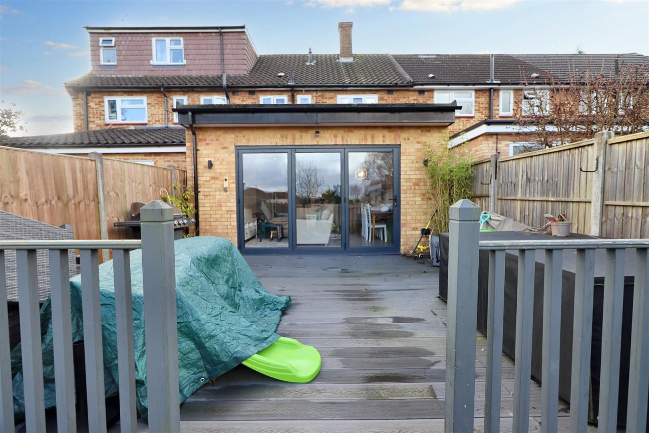 Grantham Green, Borehamwood