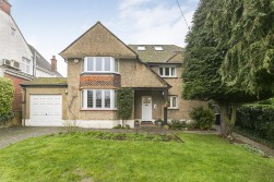 Aldenham Avenue, Radlett