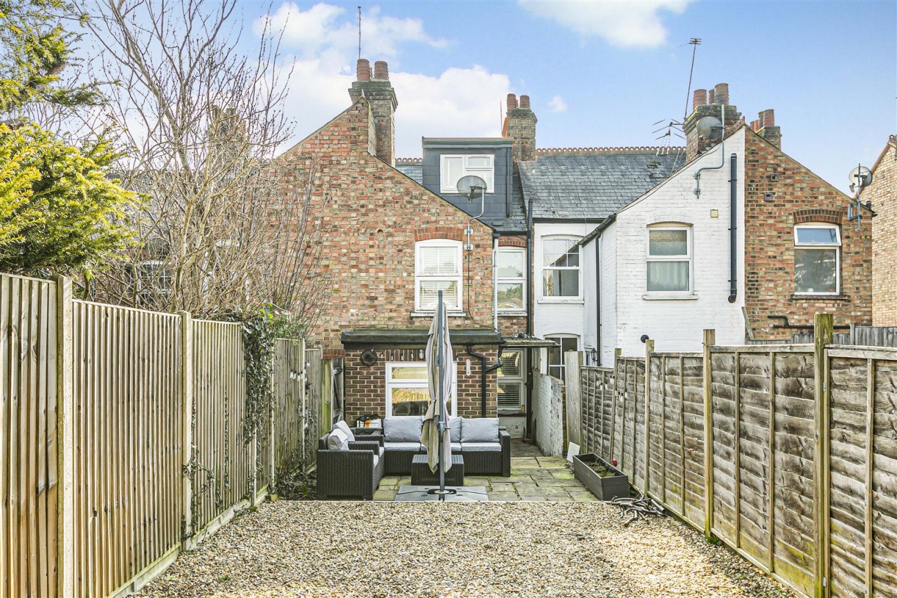Station Road, Radlett