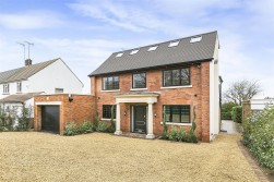 Carrington Avenue, Borehamwood