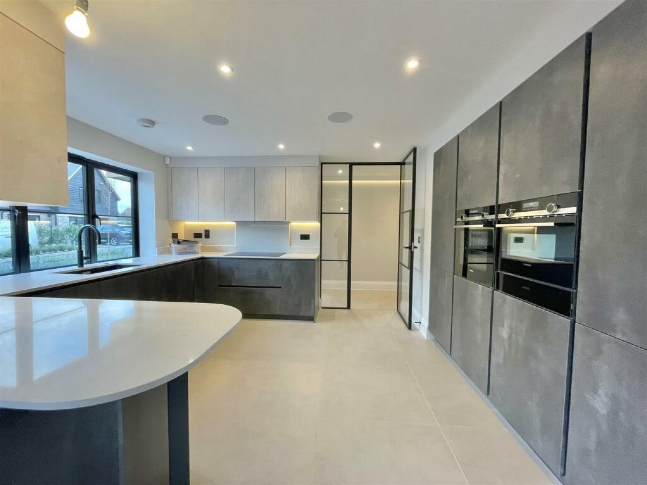 Theobald Street, Borehamwood