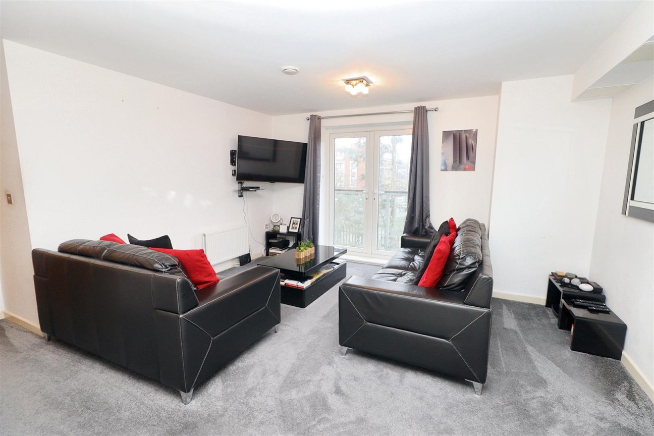 Todd Close, Borehamwood