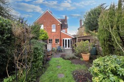 Elstree Hill South, Elstree, Borehamwood