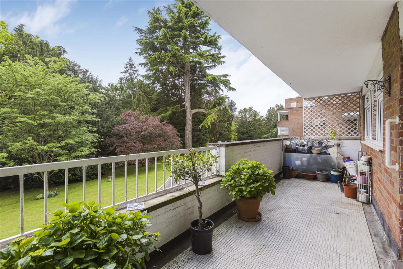 Darnhills, Radlett