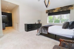 Barnet Lane, Elstree, Borehamwood