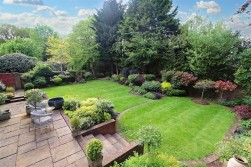 Barnet Lane, Elstree, Borehamwood
