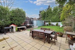 Beethoven Road, Elstree