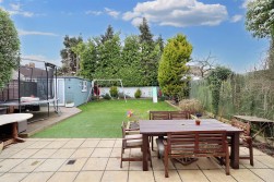 Beethoven Road, Elstree