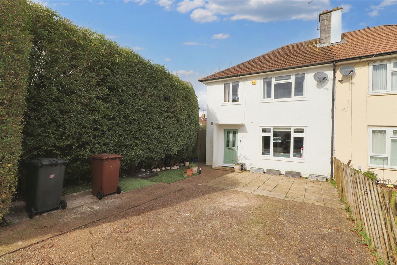 Beethoven Road, Elstree