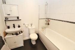 Arundel Drive, Borehamwood