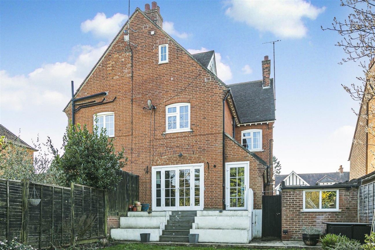 Christchurch Crescent, Radlett