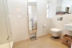 May Gardens, Elstree, Borehamwood