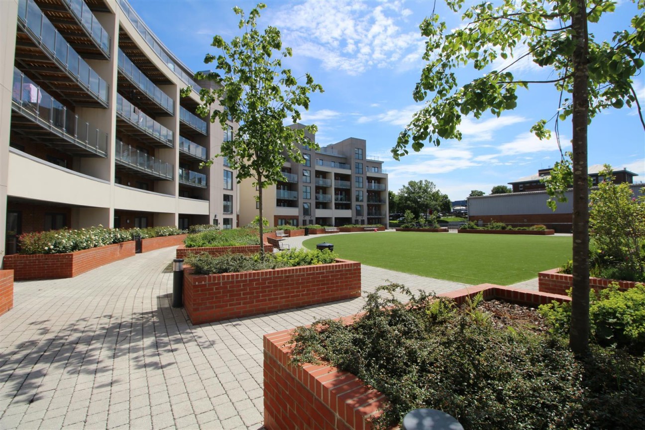 Manor Way, Borehamwood