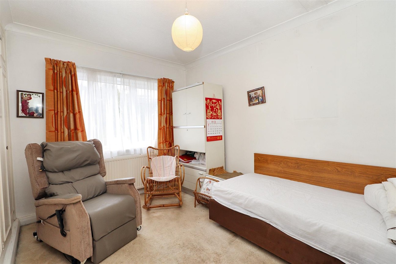 Lodge Avenue, Elstree