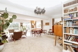 Lodge Avenue, Elstree