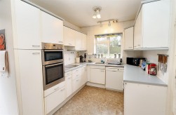 Lodge Avenue, Elstree