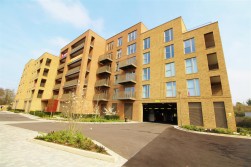 Frogmore Avenue, Watford