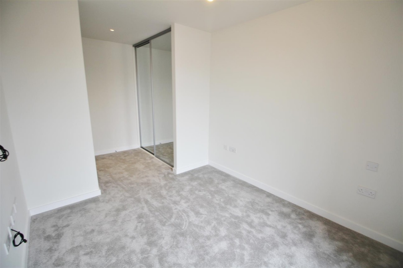 Frogmore Avenue, Watford
