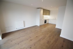 Frogmore Avenue, Watford