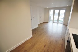 Frogmore Avenue, Watford