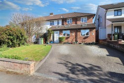 Lullington Garth, Borehamwood