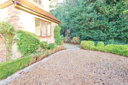 Edgwarebury Lane, Elstree, Borehamwood