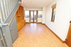Edgwarebury Lane, Elstree, Borehamwood