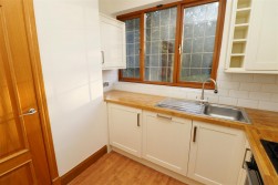 Edgwarebury Lane, Elstree, Borehamwood