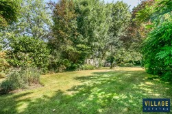 Deacons Hill Road, Elstree, Borehamwood