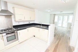 Watford Road, Elstree, Borehamwood