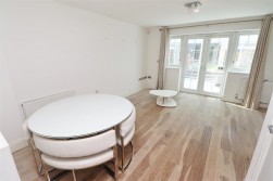 Watford Road, Elstree, Borehamwood