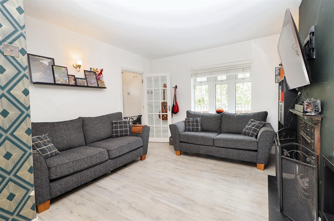 Watford Road, Elstree, Borehamwood