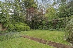 Homefield Road, Radlett
