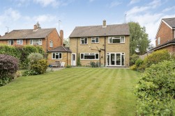 Homefield Road, Radlett