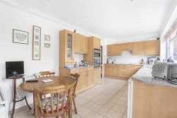 Homefield Road, Radlett