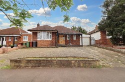 Tennison Avenue, Borehamwood