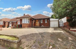 Tennison Avenue, Borehamwood