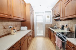 Tennison Avenue, Borehamwood