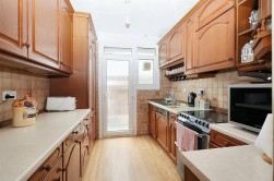 Tennison Avenue, Borehamwood