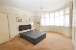 Tennison Avenue, Borehamwood