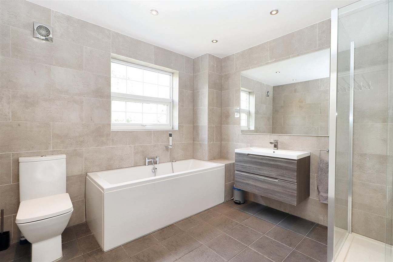 Cavendish Crescent, Elstree, Borehamwood