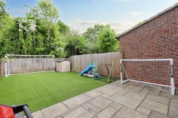 Cavendish Crescent, Elstree, Borehamwood