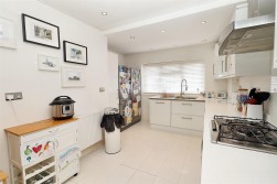Cavendish Crescent, Elstree, Borehamwood
