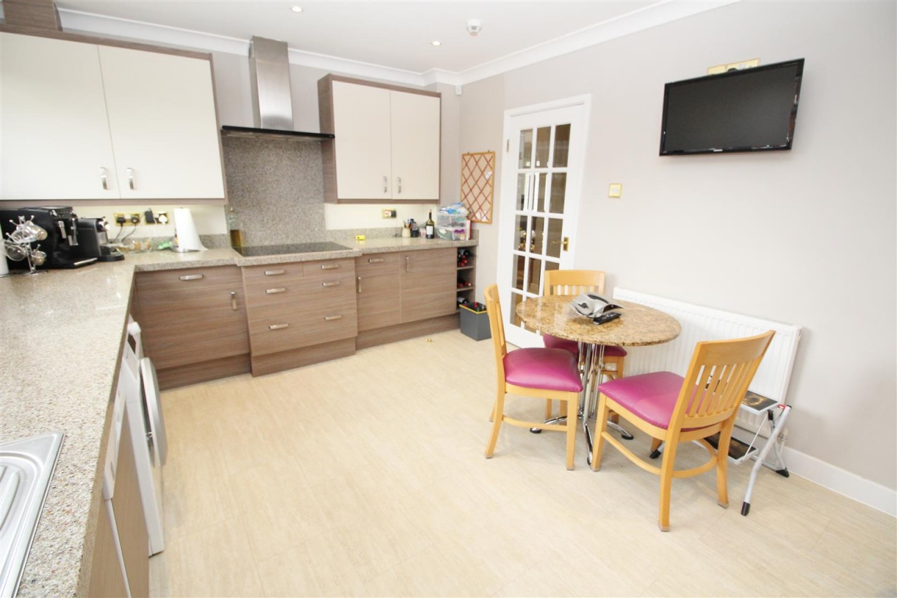 Darnhills, Radlett